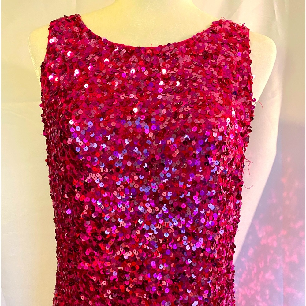 ❤️ 2B REDUCED 4 CCO SUNDAY 5/7/23.          Sequin Dress-Couture- Sz Sm-Med
